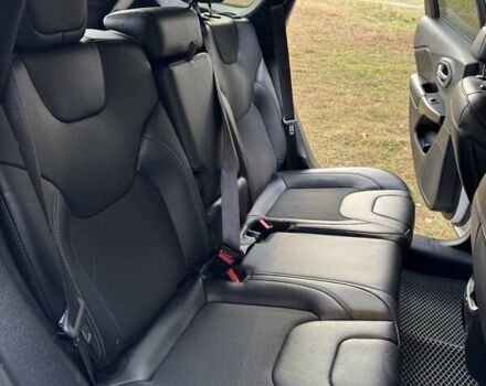 Белый Джип Чероки, объемом двигателя 2.36 л и пробегом 118 тыс. км за 16199 $, фото 18 на Automoto.ua