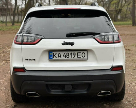 Белый Джип Чероки, объемом двигателя 3.24 л и пробегом 135 тыс. км за 20500 $, фото 3 на Automoto.ua