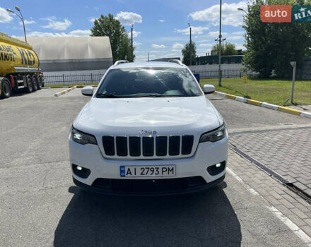 Білий Джип Cherokee, об'ємом двигуна 2.36 л та пробігом 120 тис. км за 15000 $, фото 10 на Automoto.ua
