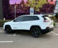 Джип Чероки 2019 в Киеве на Automoto.ua Белый Джип Чероки, объемом двигателя 2.36 л и пробегом 166 тыс. км за 17490 $, фото 4 на Automoto.ua