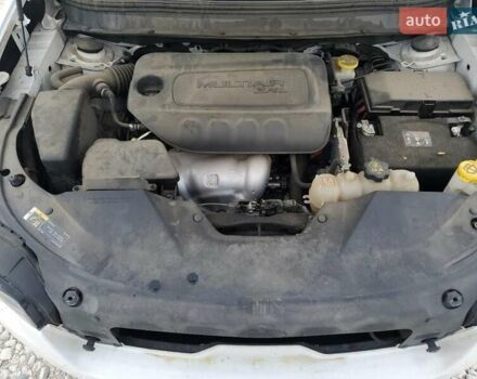 Білий Джип Cherokee, об'ємом двигуна 2.36 л та пробігом 140 тис. км за 3000 $, фото 10 на Automoto.ua