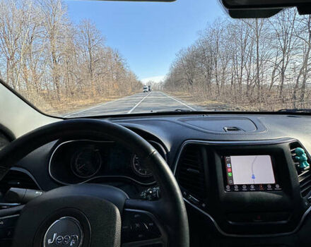 Білий Джип Cherokee, об'ємом двигуна 2.4 л та пробігом 125 тис. км за 14200 $, фото 17 на Automoto.ua