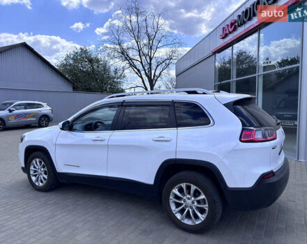 Білий Джип Cherokee, об'ємом двигуна 2.4 л та пробігом 95 тис. км за 16500 $, фото 5 на Automoto.ua