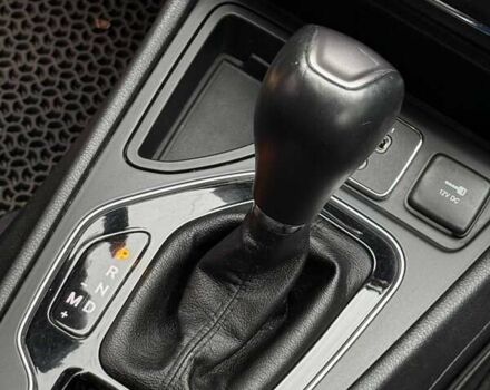 Білий Джип Cherokee, об'ємом двигуна 2.36 л та пробігом 170 тис. км за 18500 $, фото 25 на Automoto.ua