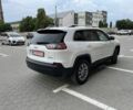 Белый Джип Чероки, объемом двигателя 2.4 л и пробегом 200 тыс. км за 15000 $, фото 4 на Automoto.ua