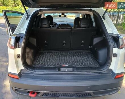 Белый Джип Чероки, объемом двигателя 3.24 л и пробегом 109 тыс. км за 19500 $, фото 13 на Automoto.ua