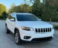 Джип Чероки 2019 в Житомире на Automoto.ua Белый Джип Чероки, объемом двигателя 3.2 л и пробегом 31 тыс. км за 5800 $, фото 2 на Automoto.ua