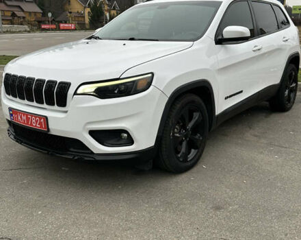 Белый Джип Чероки, объемом двигателя 2.36 л и пробегом 145 тыс. км за 16300 $, фото 4 на Automoto.ua