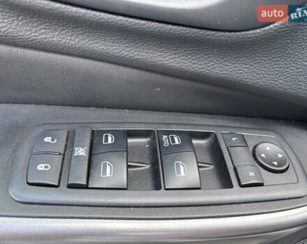 Білий Джип Cherokee, об'ємом двигуна 2.4 л та пробігом 95 тис. км за 16500 $, фото 24 на Automoto.ua