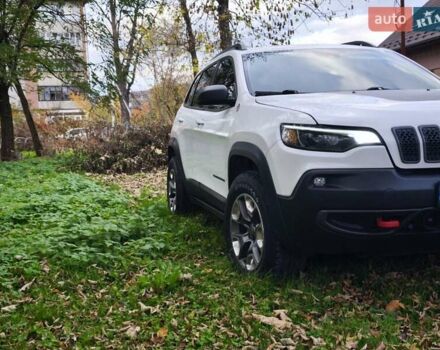 Джип Чероки 2019 в Надворной на Automoto.ua Белый Джип Чероки, объемом двигателя 3.2 л и пробегом 173 тыс. км за 19500 $, фото 30 на Automoto.ua