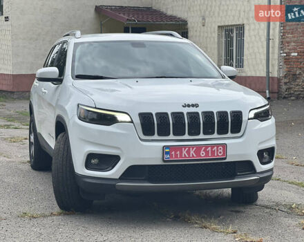 Белый Джип Чероки, объемом двигателя 3.24 л и пробегом 140 тыс. км за 17699 $, фото 1 на Automoto.ua