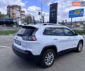 Білий Джип Cherokee, об'ємом двигуна 2.4 л та пробігом 95 тис. км за 16500 $, фото 11 на Automoto.ua