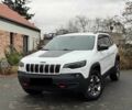 Білий Джип Cherokee, об'ємом двигуна 3.2 л та пробігом 32 тис. км за 14000 $, фото 1 на Automoto.ua