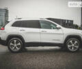 Білий Джип Cherokee, об'ємом двигуна 1.99 л та пробігом 59 тис. км за 21900 $, фото 2 на Automoto.ua