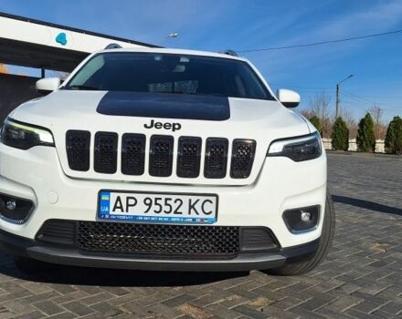 Білий Джип Cherokee, об'ємом двигуна 3.2 л та пробігом 102 тис. км за 19500 $, фото 1 на Automoto.ua