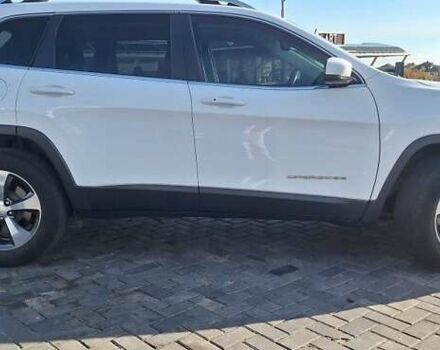 Білий Джип Cherokee, об'ємом двигуна 3.2 л та пробігом 102 тис. км за 19500 $, фото 4 на Automoto.ua