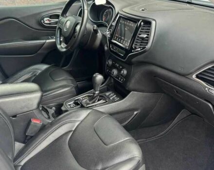 Белый Джип Чероки, объемом двигателя 0 л и пробегом 110 тыс. км за 15000 $, фото 9 на Automoto.ua