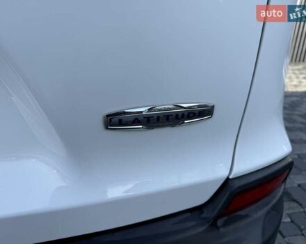 Білий Джип Cherokee, об'ємом двигуна 2.36 л та пробігом 182 тис. км за 13300 $, фото 19 на Automoto.ua