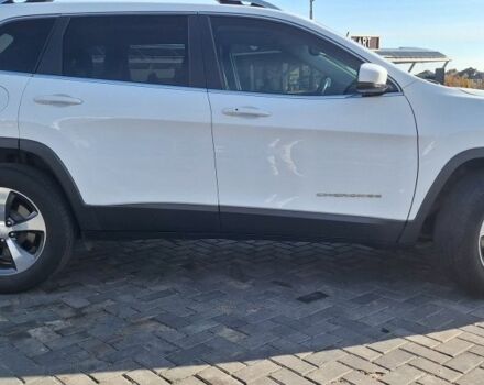 Білий Джип Cherokee, об'ємом двигуна 3.2 л та пробігом 102 тис. км за 19500 $, фото 5 на Automoto.ua
