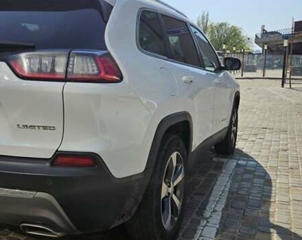Білий Джип Cherokee, об'ємом двигуна 3.24 л та пробігом 143 тис. км за 20500 $, фото 6 на Automoto.ua