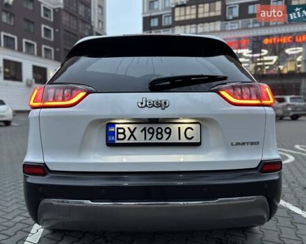 Білий Джип Cherokee, об'ємом двигуна 2.36 л та пробігом 153 тис. км за 15900 $, фото 12 на Automoto.ua