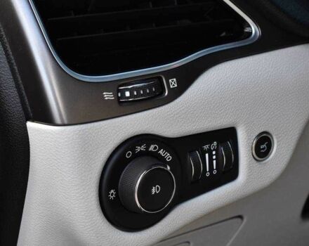 Білий Джип Cherokee, об'ємом двигуна 3.2 л та пробігом 83 тис. км за 18900 $, фото 11 на Automoto.ua