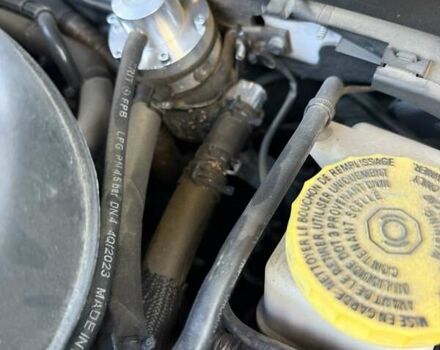 Белый Джип Чероки, объемом двигателя 2.4 л и пробегом 51 тыс. км за 22000 $, фото 22 на Automoto.ua