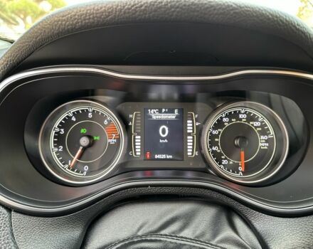 Белый Джип Чероки, объемом двигателя 2.4 л и пробегом 90 тыс. км за 16500 $, фото 5 на Automoto.ua
