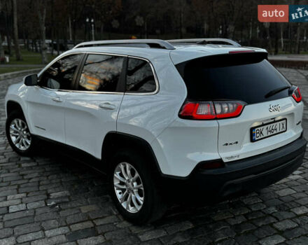 Белый Джип Чероки, объемом двигателя 2.36 л и пробегом 177 тыс. км за 15999 $, фото 8 на Automoto.ua