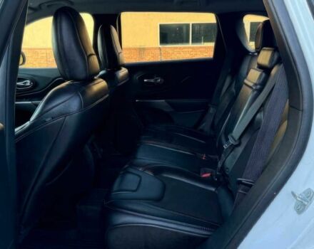 Джип Чероки 2019 в Житомире на Automoto.ua Белый Джип Чероки, объемом двигателя 3.2 л и пробегом 31 тыс. км за 5800 $, фото 11 на Automoto.ua