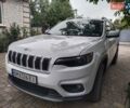 Білий Джип Cherokee, об'ємом двигуна 2.36 л та пробігом 95 тис. км за 18200 $, фото 1 на Automoto.ua