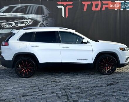 Білий Джип Cherokee, об'ємом двигуна 2.36 л та пробігом 182 тис. км за 13300 $, фото 13 на Automoto.ua