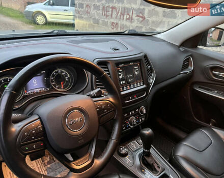 Білий Джип Cherokee, об'ємом двигуна 3.24 л та пробігом 76 тис. км за 21500 $, фото 14 на Automoto.ua