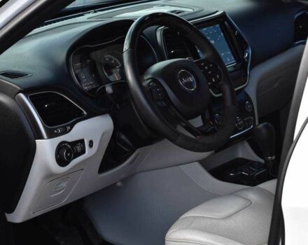 Білий Джип Cherokee, об'ємом двигуна 3.2 л та пробігом 83 тис. км за 18900 $, фото 8 на Automoto.ua