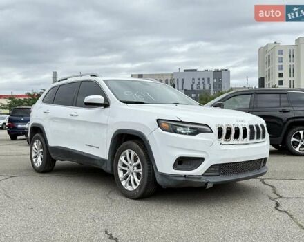Джип Чероки 2019 в Киеве на Automoto.ua Белый Джип Чероки, объемом двигателя 2.36 л и пробегом 196 тыс. км за 12300 $, фото 1 на Automoto.ua