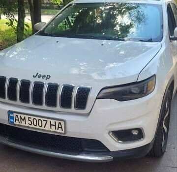 Белый Джип Чероки, объемом двигателя 2.4 л и пробегом 145 тыс. км за 17000 $, фото 11 на Automoto.ua