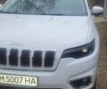 Белый Джип Чероки, объемом двигателя 2.4 л и пробегом 145 тыс. км за 17000 $, фото 6 на Automoto.ua