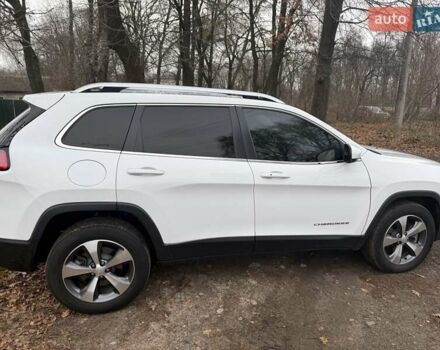 Белый Джип Чероки, объемом двигателя 3.24 л и пробегом 40 тыс. км за 22500 $, фото 4 на Automoto.ua
