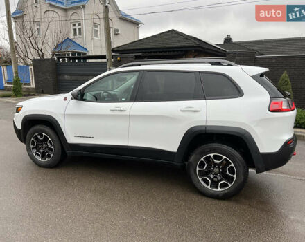 Белый Джип Чероки, объемом двигателя 3.24 л и пробегом 93 тыс. км за 21700 $, фото 3 на Automoto.ua