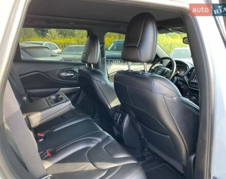 Белый Джип Чероки, объемом двигателя 3.24 л и пробегом 124 тыс. км за 18900 $, фото 24 на Automoto.ua