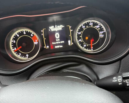 Белый Джип Чероки, объемом двигателя 2.36 л и пробегом 46 тыс. км за 16000 $, фото 4 на Automoto.ua