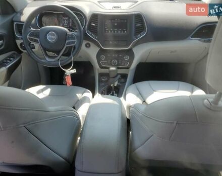 Білий Джип Cherokee, об'ємом двигуна 3.24 л та пробігом 21 тис. км за 3000 $, фото 7 на Automoto.ua