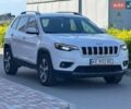 Білий Джип Cherokee, об'ємом двигуна 2 л та пробігом 64 тис. км за 16990 $, фото 1 на Automoto.ua