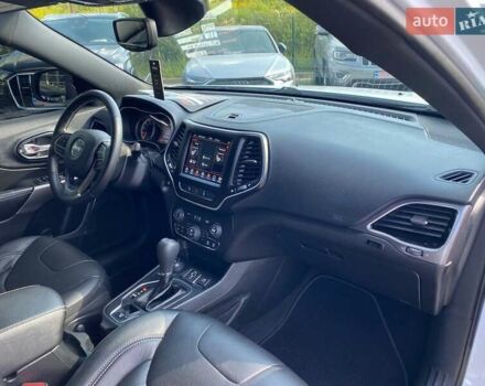 Белый Джип Чероки, объемом двигателя 3.24 л и пробегом 124 тыс. км за 18900 $, фото 9 на Automoto.ua