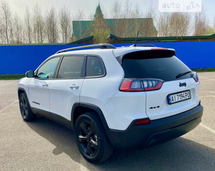 Білий Джип Cherokee, об'ємом двигуна 2.36 л та пробігом 54 тис. км за 26000 $, фото 11 на Automoto.ua