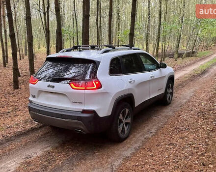 Білий Джип Cherokee, об'ємом двигуна 3.2 л та пробігом 94 тис. км за 15500 $, фото 2 на Automoto.ua