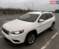 Білий Джип Cherokee, об'ємом двигуна 3.24 л та пробігом 60 тис. км за 17800 $, фото 1 на Automoto.ua
