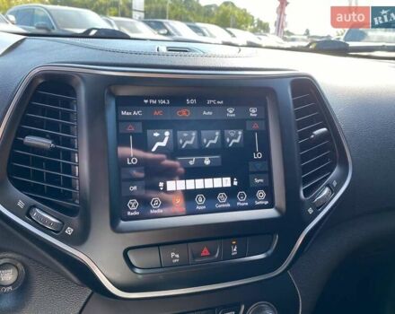 Белый Джип Чероки, объемом двигателя 3.24 л и пробегом 124 тыс. км за 18900 $, фото 16 на Automoto.ua