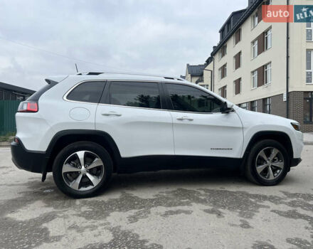Белый Джип Чероки, объемом двигателя 3.24 л и пробегом 242 тыс. км за 21000 $, фото 5 на Automoto.ua