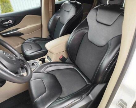 Білий Джип Cherokee, об'ємом двигуна 0 л та пробігом 59 тис. км за 4450 $, фото 4 на Automoto.ua